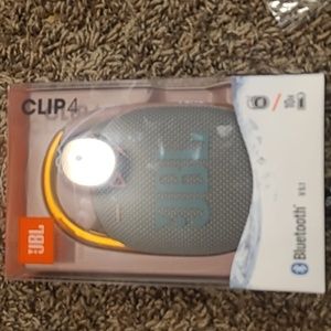 Harman JBL Bluetooth Clip 4 speaker